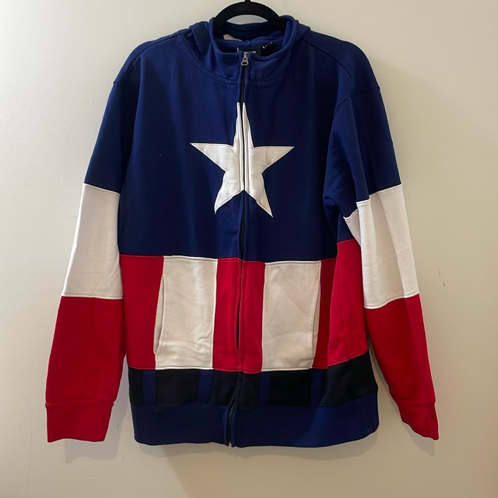 NWOT Marvel Captain America Jacket With Mask, Size L